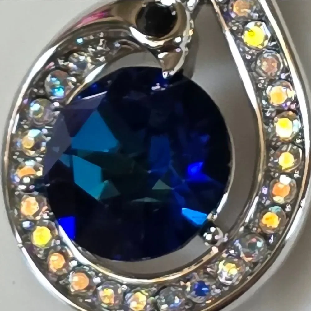🩵⏭️NIB White Gold Plated Blue Crystal Sapphire Phoenix Pendant Necklace